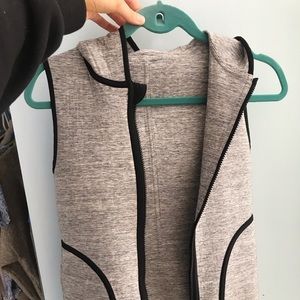 Lululemon hooded vest